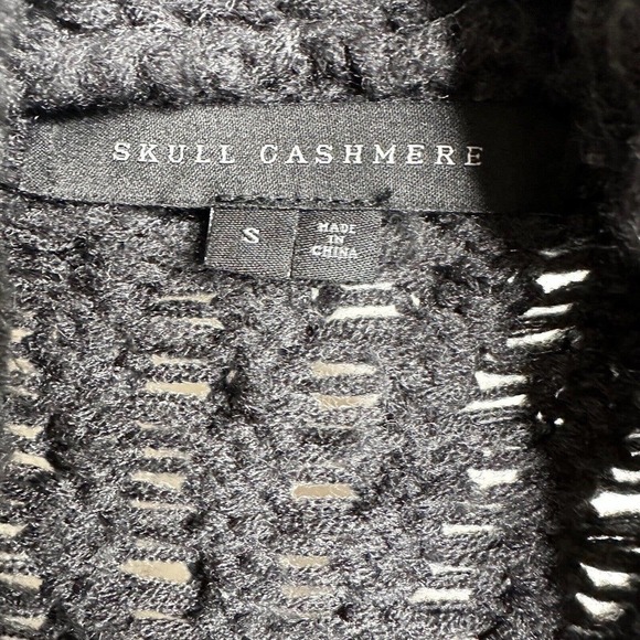 Skull Cashmere Cable Knit Shawl Collar Cardigan Sweater Women's Charcoal Gray S - Picture 3 of 4
